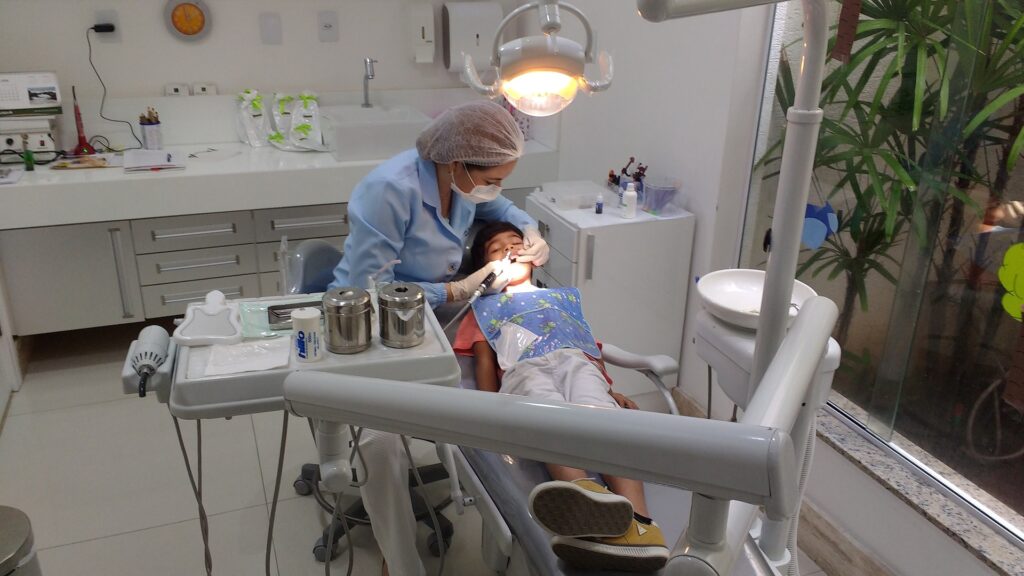 dentist-2264144_1920-1024x576